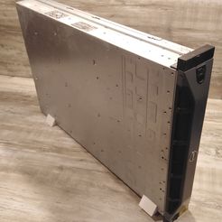 IMG_20230313_125449.jpg Archivo STL Posibilidad de colocar los servidores en vertical・Modelo imprimible en 3D para descargar