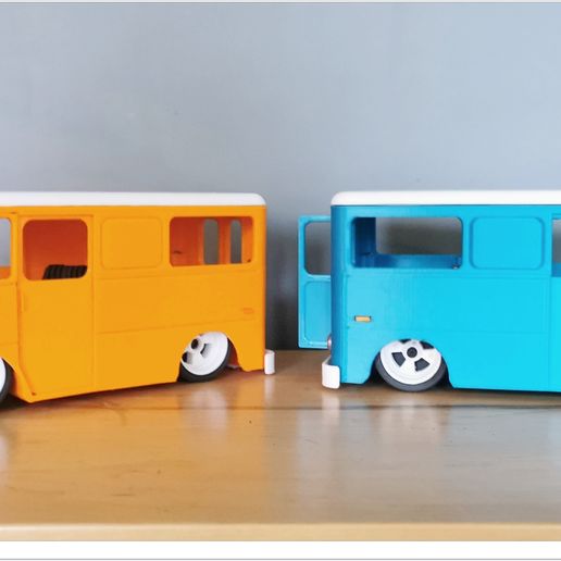 🚐 LOWRIDER MID SIXTIES STEP VAN SCALE 1/20・Free STL File for ・Cults