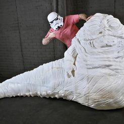 life-size-jabba-and-me2.jpg Archivo STL gratuito Jabba the Hutt (Pequeño y de tamaño real)・Objeto imprimible en 3D para descargar