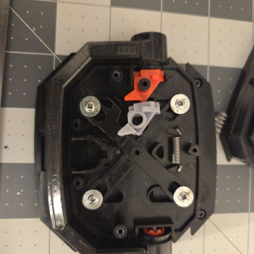 20251116_120336.jpg 1991 - 1993 Bandai MMPR Morpher X-Bar Catch and Release Reproduction Part