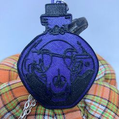 CP3.jpg Fichier STL gratuit Collier avec bouteille de potion en forme de crâne de chat・Modèle à télécharger et à imprimer en 3D