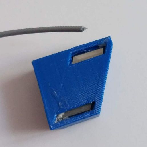 🪢 1,75 filament sharpener for segment knife blade・Free 3D File for ・Cults