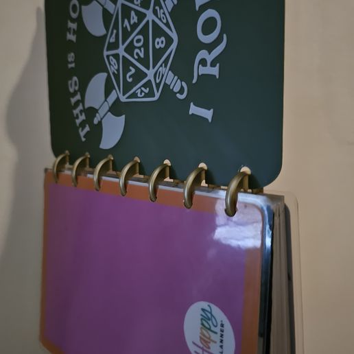 20251228_132654.jpg Bloc de notas encuadernado en disco - Portada temática DnD