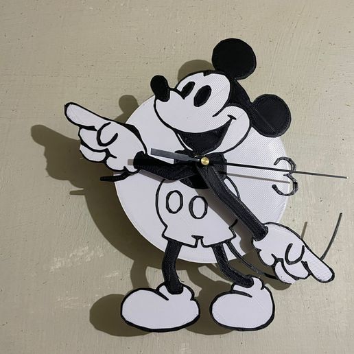 Reloj.jpeg Mickey Mouse Wall Clock