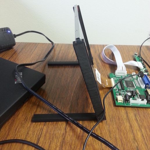 20140919_125737.jpg Prototyping 7" LCD Screen Stand