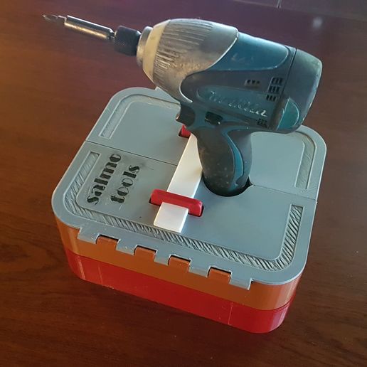 20220710_161723.jpg Box for screws and tools