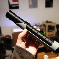 DSC_0450_display_large.jpg Free 3D file Qui gon jin's Lightsaber・3D print object to download