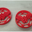 1-wonderwoman.png wonderwoman cookie cutter