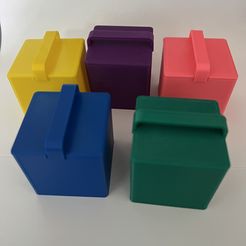 IMG_7533.jpeg Archivo STL gratis Caja con toma・Objeto de impresión 3D para descargar