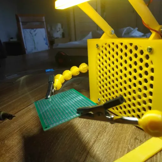 432774370_1489187668686949_4180806403903626517_n.webp Soldering station