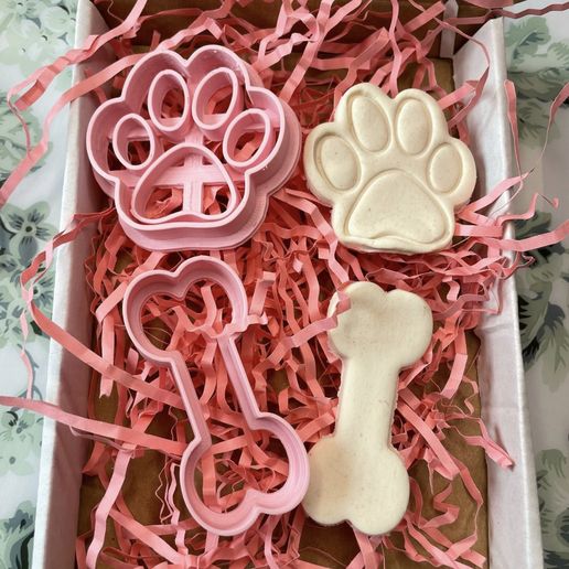 IMG_0034.jpeg Набор для вырезания печенья "Отпечаток лапы и кость" 4 дюйма