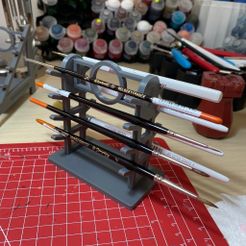 vertical_brush_rack.jpg Free 3D file Sword-style paintbrush rack・3D print design to download