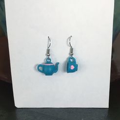 teacup_earrings_pic1.jpg STL file Teacup Teapot Cute Small Simple Earrings・3D print design to download