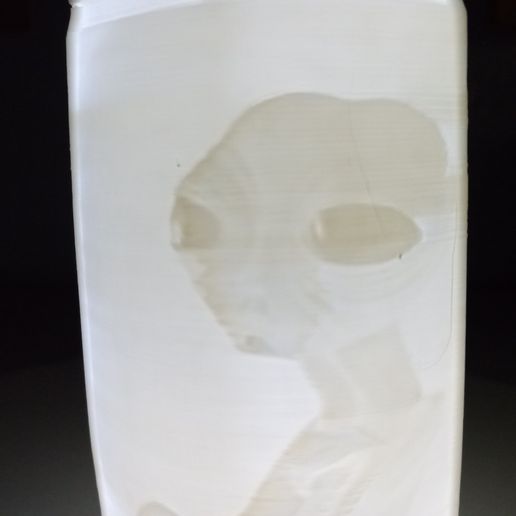 IMG_20230317_105932891.jpg Alien in Jar Light