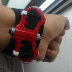 139246081_221422439535035_8155822689411558850_n.jpg STL file Web Shooter PS4 Spiderman PS4 LAUNCHES TELARAPHONE・3D printing model to download