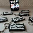 395157791_803013841829970_5237868762820298668_n.jpg Keychain with cell phone holder function