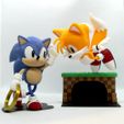 tails-both1.jpg Tails - Classic