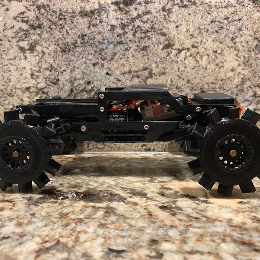 3D printable SCX24 Warthog Chassis • made with Ender3v2・Cults