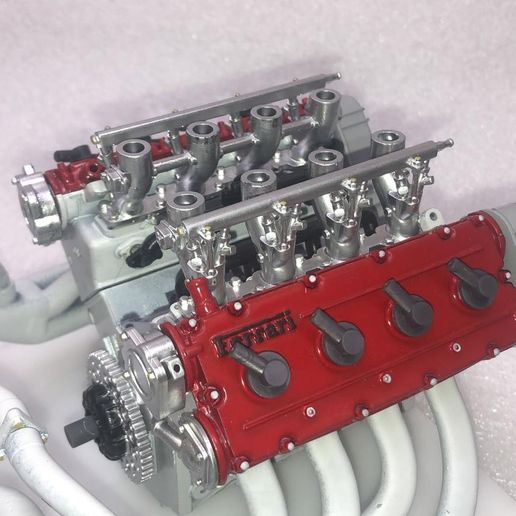 __F40_45.jpg FERRARI F40 - ENGINE