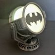 Foto5.jpg Bat-Signal Coaster Display