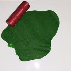 1.jpg Flowers and Ladybug Debossed Roller for Playdough - Cookie dough - clay