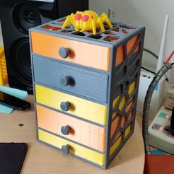 IMG_20220310_102217.jpg Voronoi Pattern mini Desktop Drawers