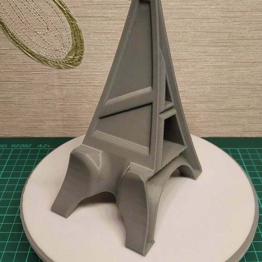 IMG_20210309_200438.jpg Download STL file UNIVERSAL PHONE AND TABLET STAND – EIFFEL TOWER (STL + STEP files) • 3D printer template, alexlpr