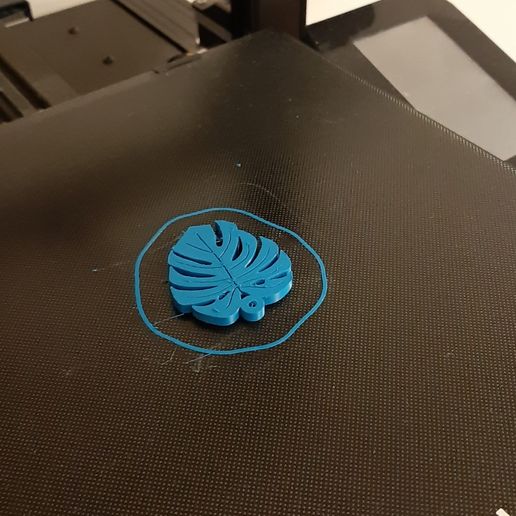 Tropical leaf pendant 3D model