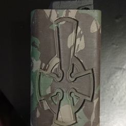 IMG_20230317_201949.jpg STL-Datei TAC41 MOLLE MAG TASCHE KELTISCHEN KREUZ 2・Design für 3D-Drucker zum herunterladen
