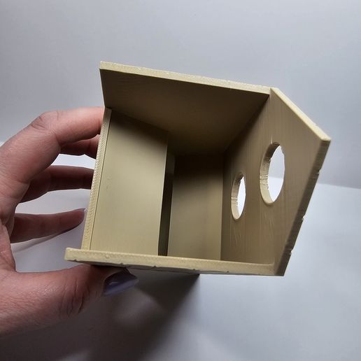 fb6754d1-f051-420c-9a4d-423158fa8b88.jpg Wingspan Assembled Bird Feeder Double Remix