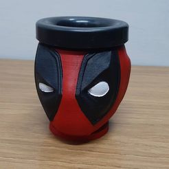 96855722_821465131673808_6196937329026793472_o.jpg Mate Deadpool