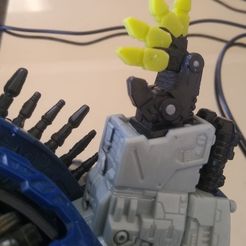 f428b5be-d89b-44db-8a66-c26a5338e351.jpg TRANSFORMERS PRIMUS CLASE SUPREMA DEDOS