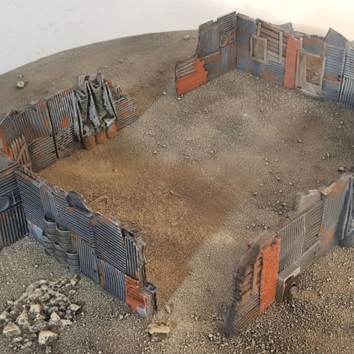 7be1dc07c5648bb71059de8b2e8a75e3_display_large.jpg Shanty barricades