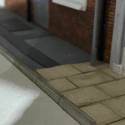 137227416_1696849293809742_124314686397808573_n.jpg STL file KERBSTONES WITH ROAD SUPPORT 7mm Scale O Gauge Model Railway Building・3D print model to download