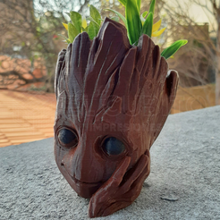 77.png GROOT MACETA PLANTER PENCIL HOLDER