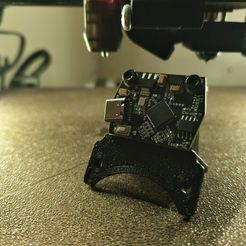 17c453af-f1b6-44b2-9024-4e8bba64c1df.jpg 3MF-Datei Kusba X Axis Halterung für Satsana Dual 5015 Ventilatorenkanal kostenlos・3D-druckbares Objekt zum herunterladen