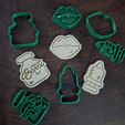 20251030_153037.jpg 💋 Botox Cookie Cutter Set - Lips, Syringe & Botox Bottle Cookie Cutter + Stamp STL with Handle 💉
