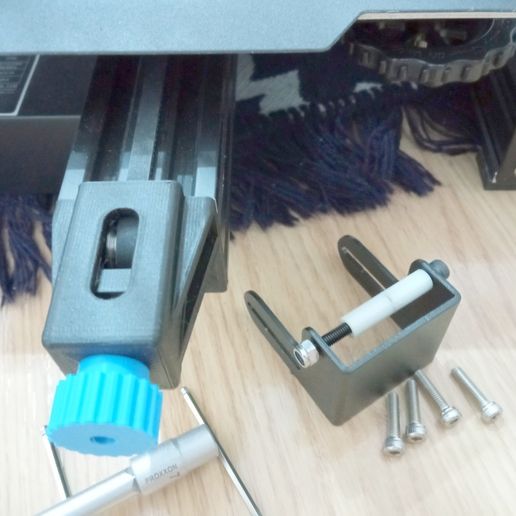 Free 3D file Ender 3 V2 Style Belt Tensioners for Ender 3 Pro・Object to