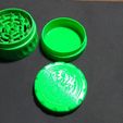 Photo_02.jpg Herb grinder with customizable relief