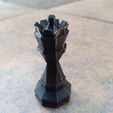 queen.jpg 3D-Print-Optimized Geometric Chess Set Pieces