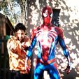 IMG_20230522_182308_955.jpg life size spider man figure .... Spiderman tamaño real