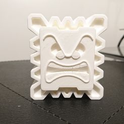 DSC_0155.JPG Thwomp