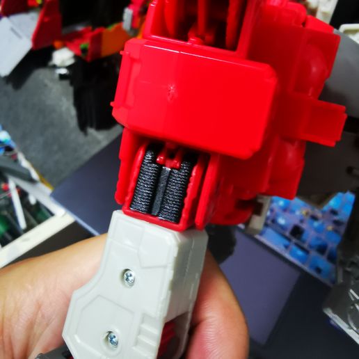 slug_leg.jpg Transformers ss86 Dinobot Slug sword