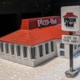 PXL_20230420_110417043.jpg 1980's Pizza Hut Restaurant - HO Scale and N Scale