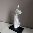 tempImagespNazr.jpg Sculpture 25,4cm / Sculpture 10 inch / Woman with flower