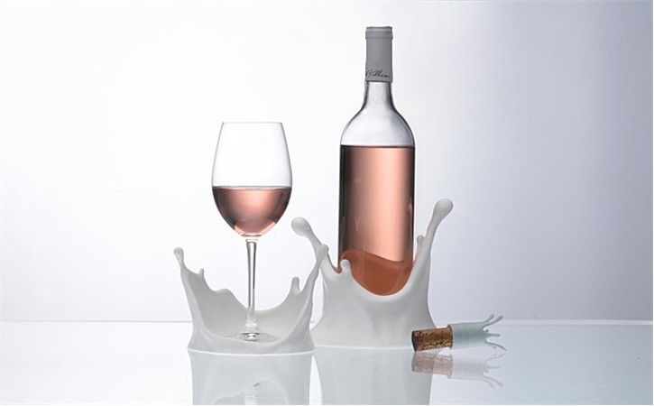 image_25XG95GLL7.jpg Fichier STL gratuit Splash Wine Bottle Holder・Plan imprimable en 3D à télécharger, DDDeco