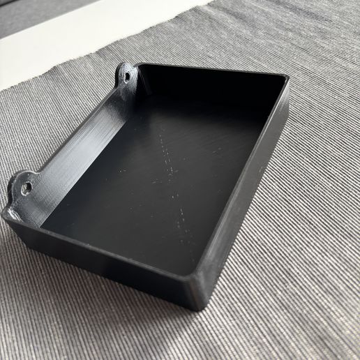 Simple tray