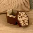 2024-01-25_19-29-07_081-Kopie.jpeg Kumiko Box Hexagon decorative ring box gift box