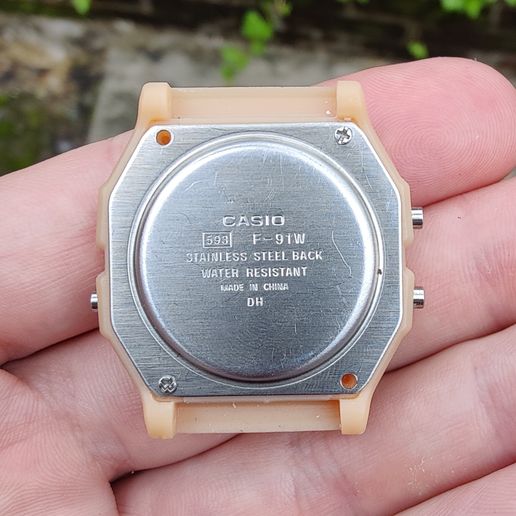 Casio Vintage Casio F91w GrÃ¼n Casio Collection F-91W-1YER Auf