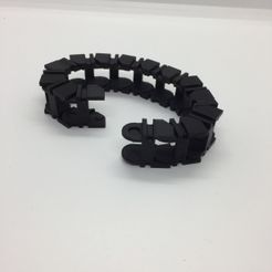 IMG_2107.JPG Free STL file clips or drag chain・3D printing idea to download, juanpix